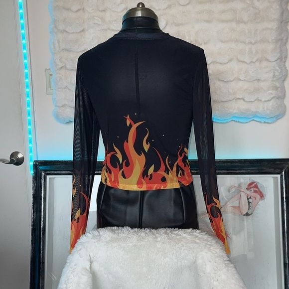 Betty Boop Flame Long Sleeve Top - Picture 4 of 7